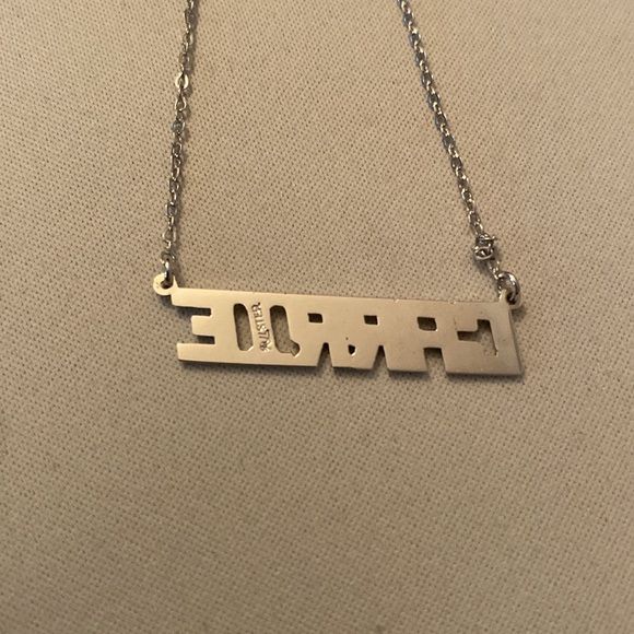 VIntage “Carrie” necklace - Picture 2 of 2